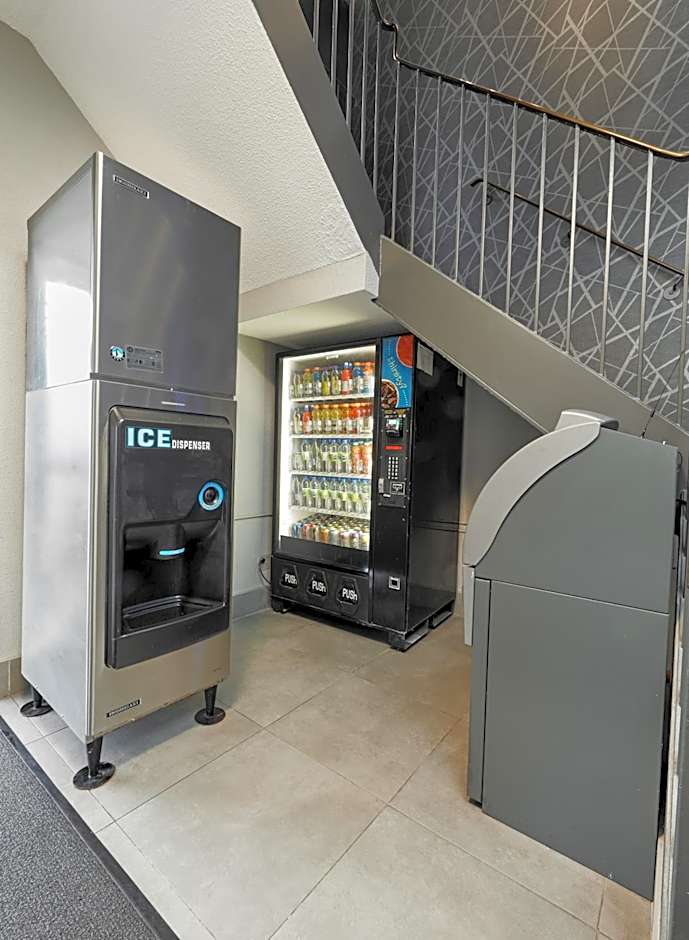 Canadas Best Value Inn - Toronto