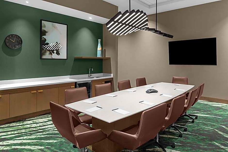 Embassy Suites by Hilton Madison Downtown