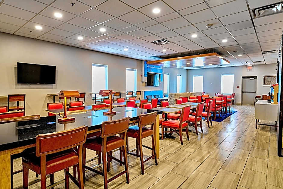 Holiday Inn Express Charleston-Civic Center By IHG
