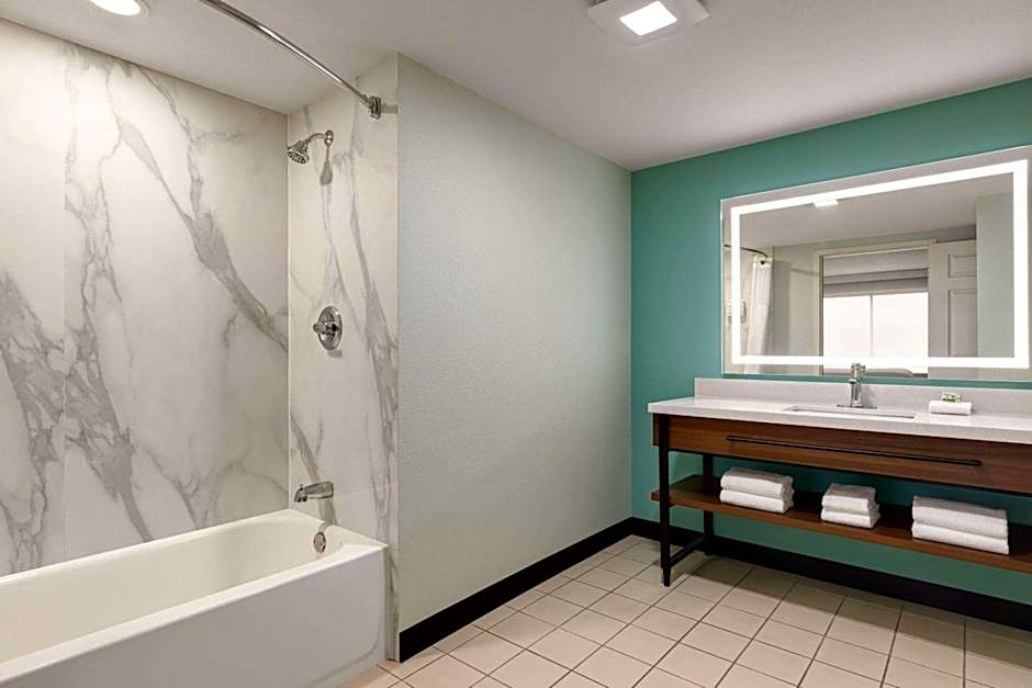 Wingate by Wyndham Green Bay/Airport