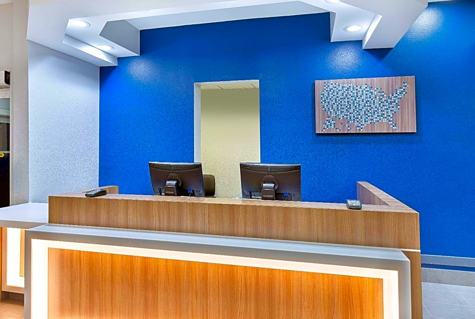 Microtel Inn and Suites by Wyndham