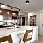 Luxary Condo Downtown Vancouver with free parking