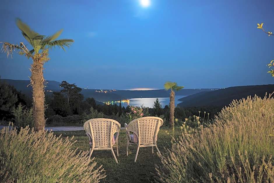 VILLA STEFANIJA small Boutique hotel&restaurant