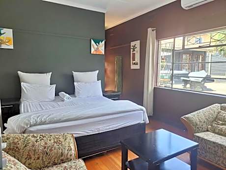 Mino Guest House