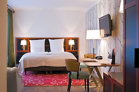 Junior Suite Living