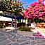 Ayeri Hotel