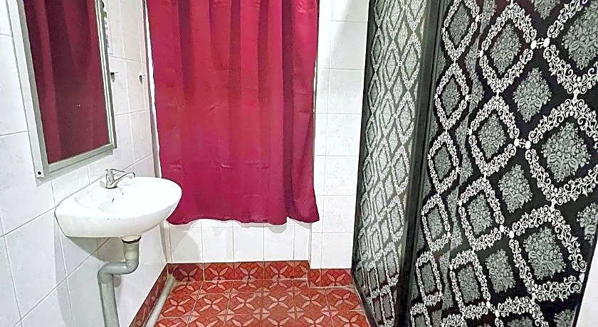 OYO 89782 Ranau City Inn