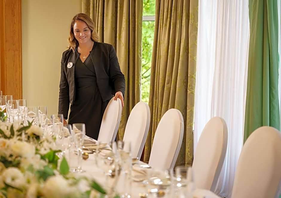 Macdonald Crutherland House