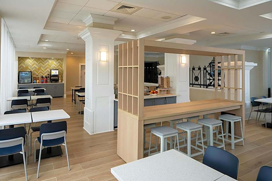 City Express by Marriott New Orleans 1-10