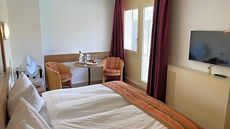 Standard Twin Room for Single Use