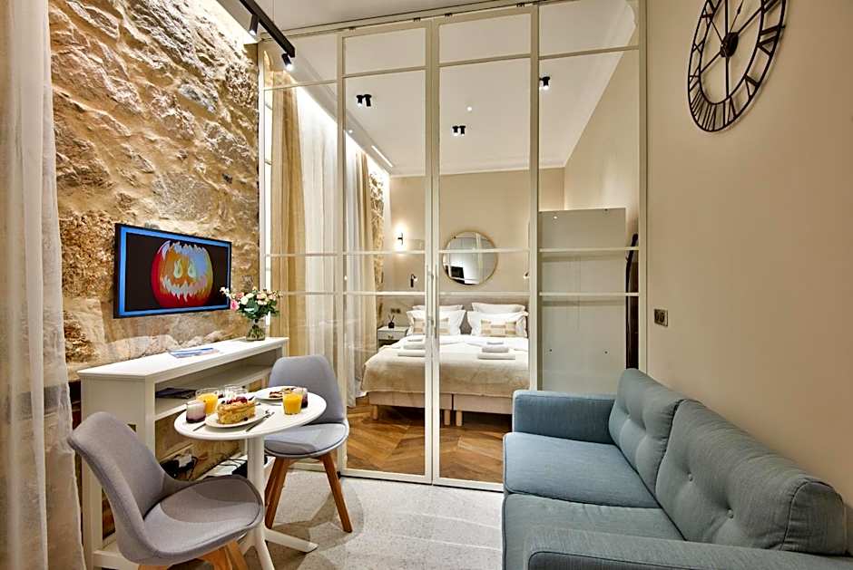 Aparthotel 9 ALBERTI Nice Centre