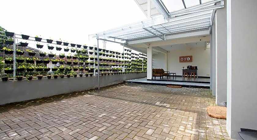 Hotel O Cozy Residence Syariah