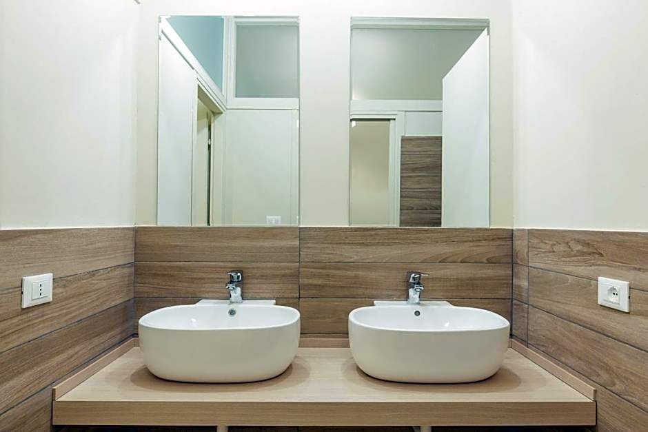 Tomato Urban Retreat