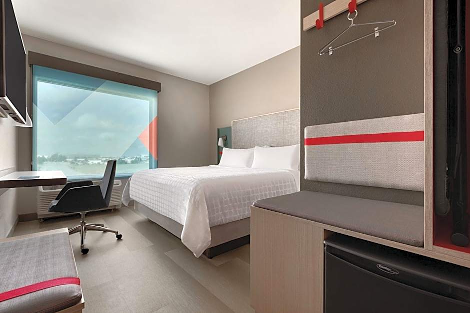 Avid Hotels Milwaukee West Waukesha By IHG