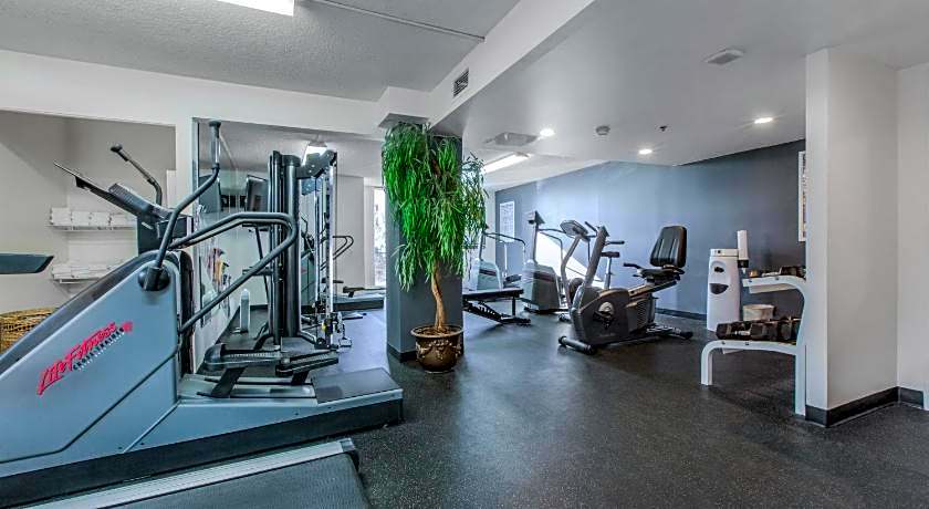 Hotel Faubourg Montreal Centre Ville Downtown