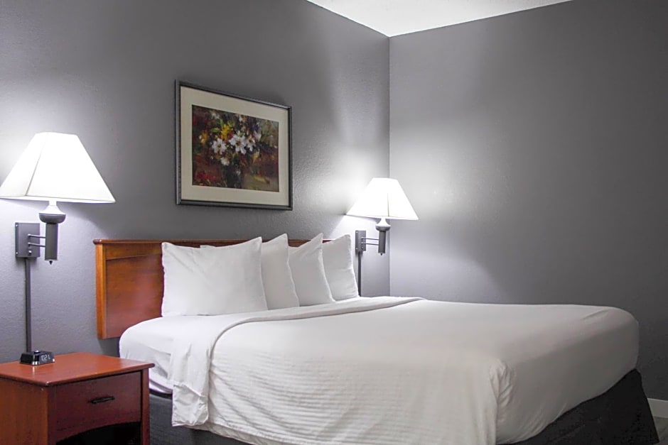 New Victorian Inn - Sioux City