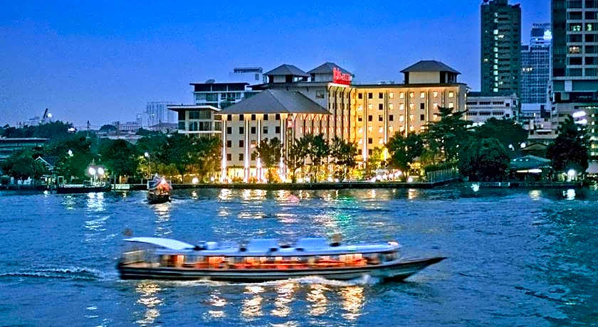 Ibis Bangkok Riverside