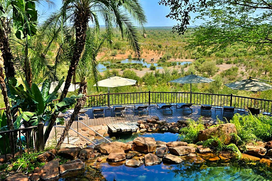 Victoria Falls Safari Lodge