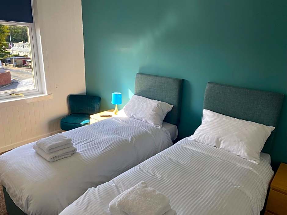 Queensberry arms hotel