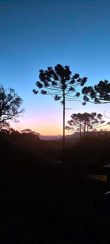 Sunset Serrano Chalés