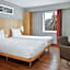 ibis Belfast Queens Quarter