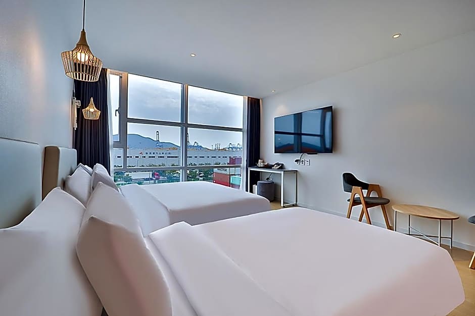 Browndot Signature Hotel