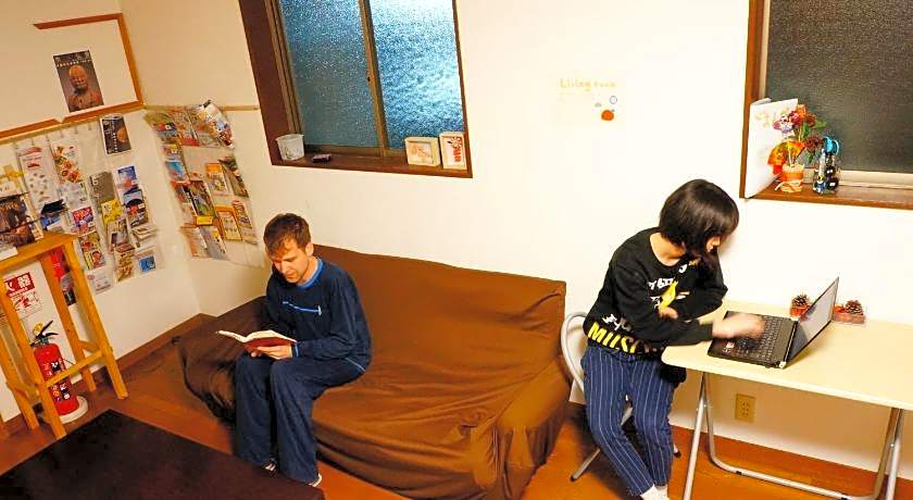 Osaka Tomato Hostel
