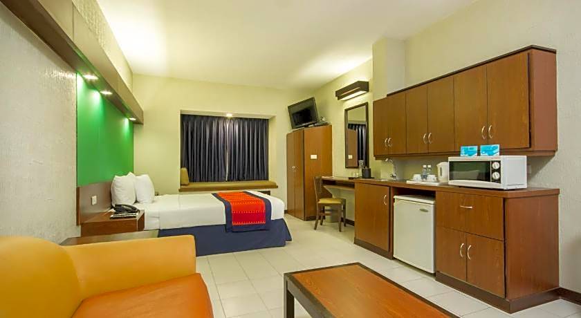 Microtel By Wyndham Eagle Ridge