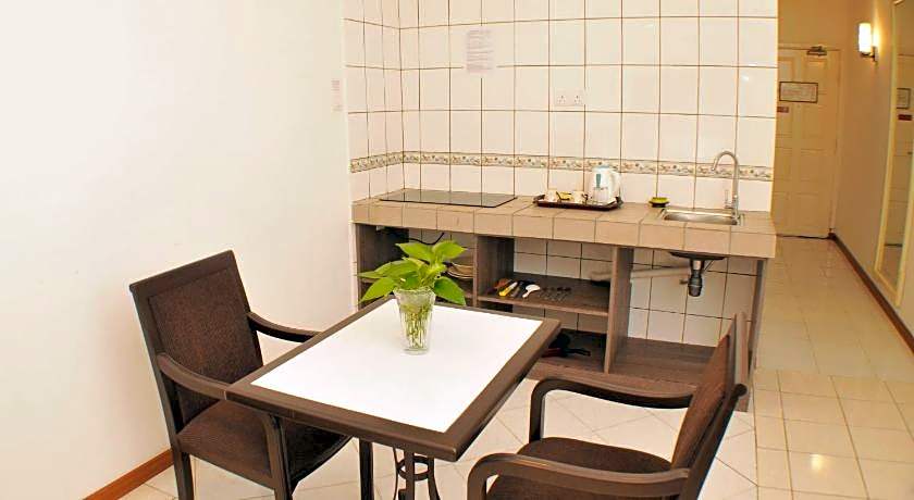 Promenade Service Apartment