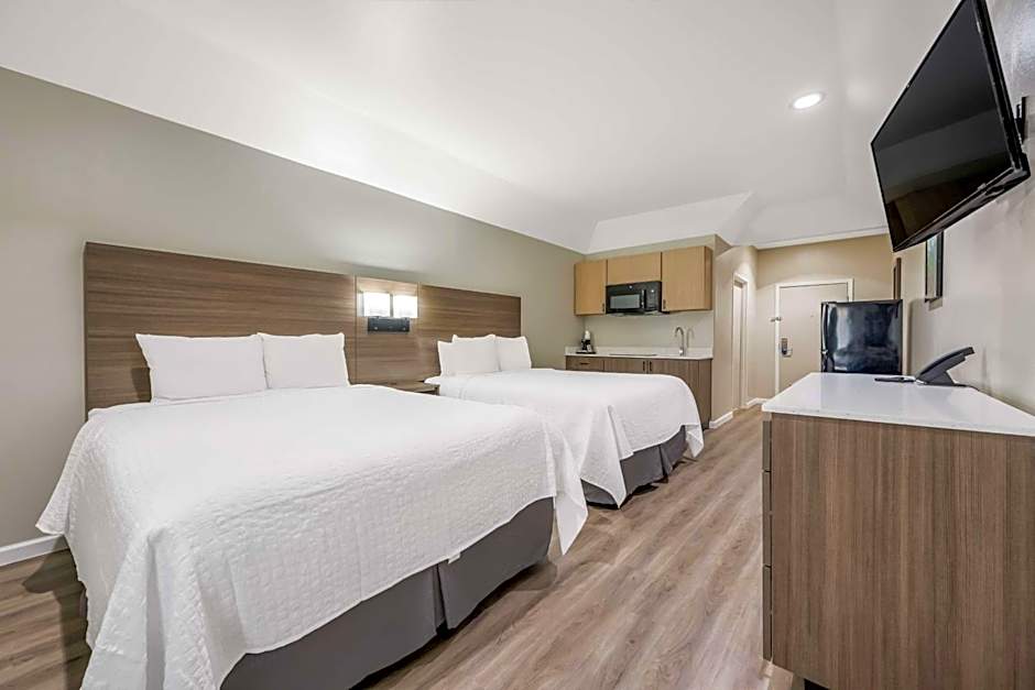 SureStay Studio by Best Western Conroe Downtown