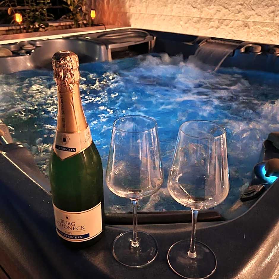 Sea view Luxury Apart Hotel Villa Conte with swiming pool and romantic SPA