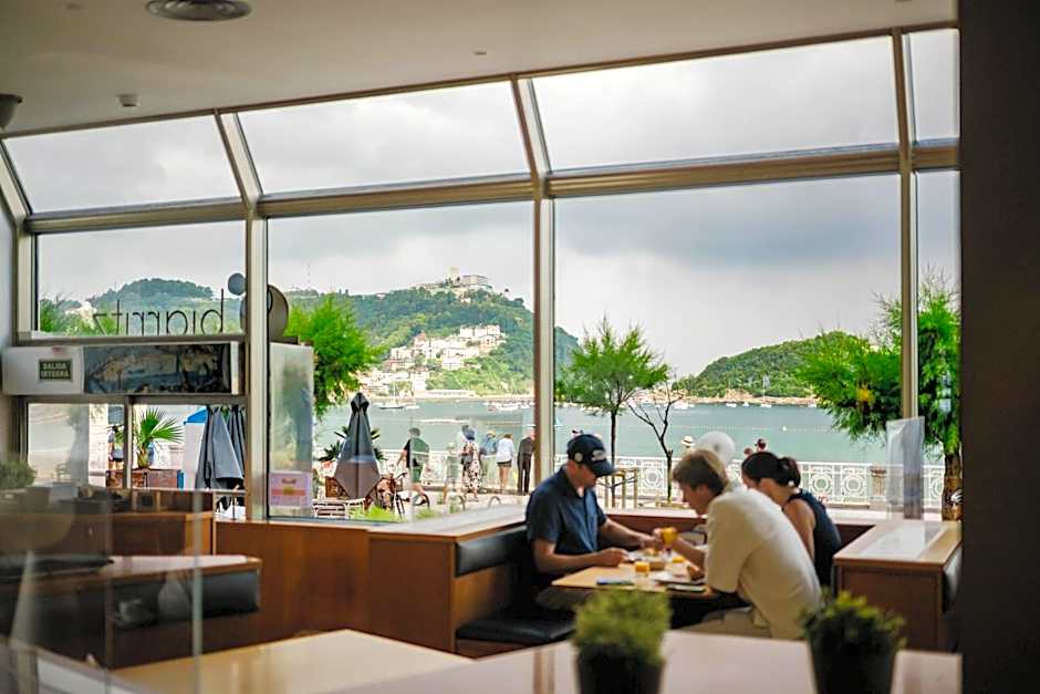 Hotel Niza