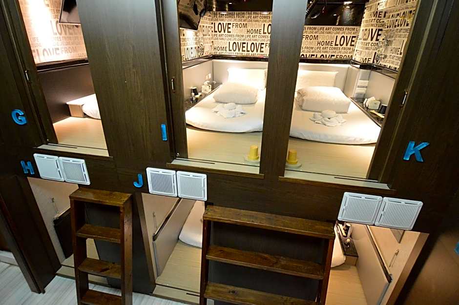 Capsule Hostel