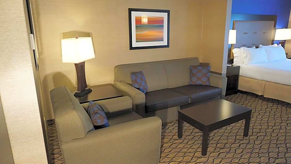 Holiday Inn Express & Suites Gibson By IHG