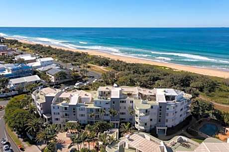 Surfside at Buddina with Direct Beach Access