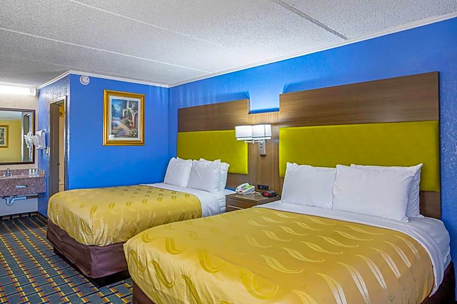 Quality Inn & Suites Near Six Flags East