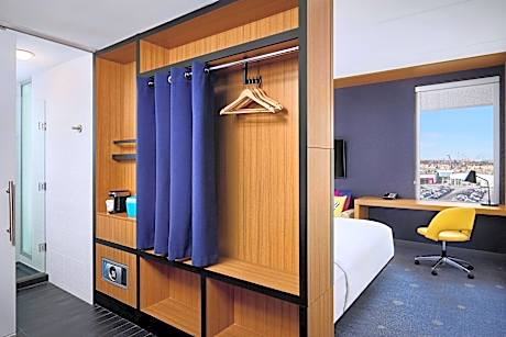 Room, 2 Queen Beds