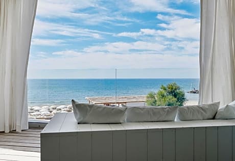 Junior Suite with Sea View 2nd floor