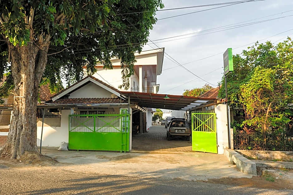 Urbanview Hotel Betego Syariah Enggal by RedDoorz