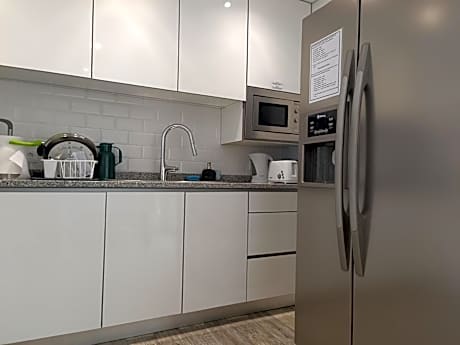 Cachinnans Hostel & Apartments