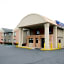 Howard Johnson by Wyndham Allentown/Dorney Hotel & Suites