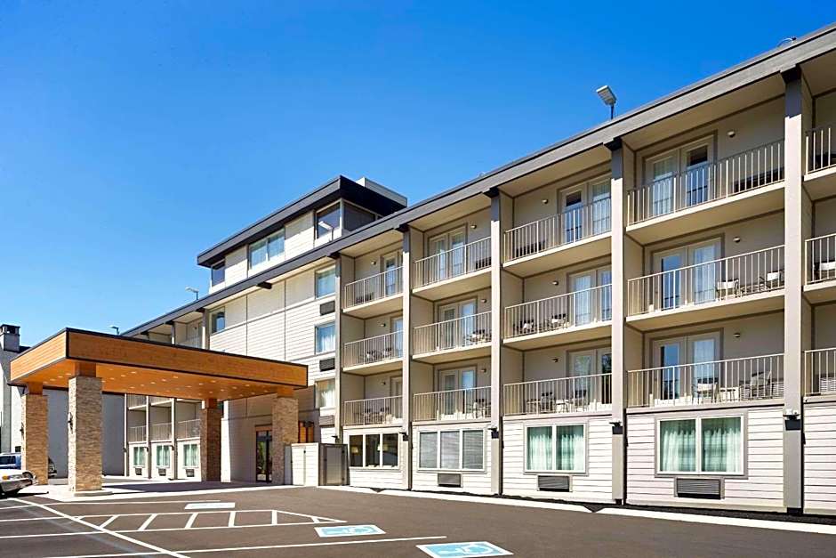 Country Inn & Suites by Radisson, Gatlinburg, TN