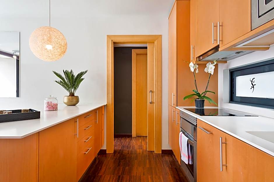 Apartment Barcelona Rentals - Sarria Apartments Near Center