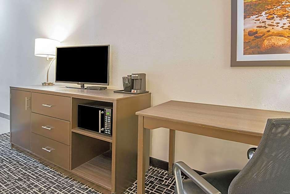 La Quinta Inn & Suites by Wyndham Weatherford OK