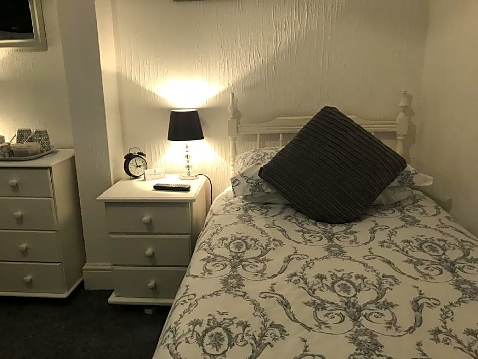 Bridgeside Guest House