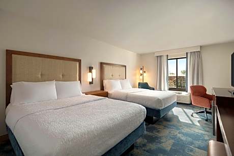 Room with Two Queen Beds - Non-Smoking
