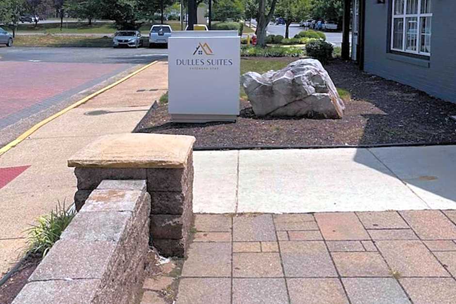 Dulles Suites