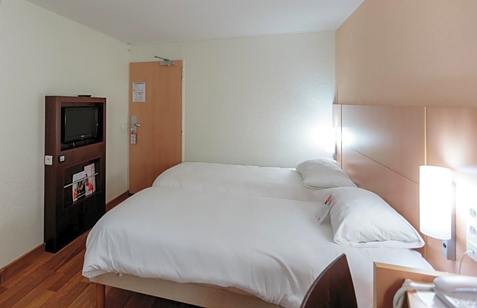 ibis Clermont Ferrand Sud Herbet