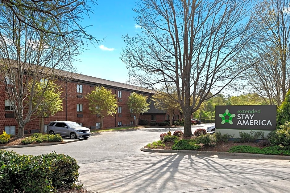 Extended Stay America Suites - Charlotte - University Place - E. McCullough Dr.