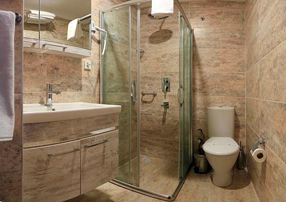 Burçman Hotel Vişne